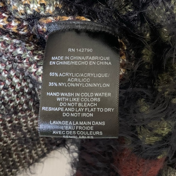 Vertigo Asymmetrical Miss-match Cardigan - Picture 6 of 8